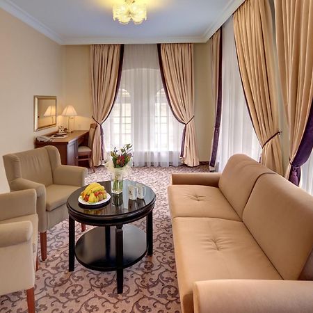 קרלובי וארי Windsor Spa Hotel מראה חיצוני תמונה