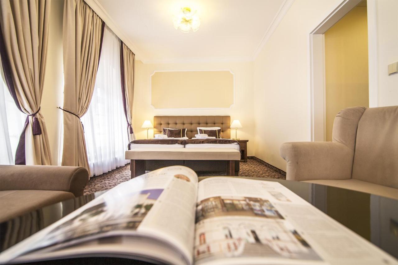 קרלובי וארי Windsor Spa Hotel מראה חיצוני תמונה