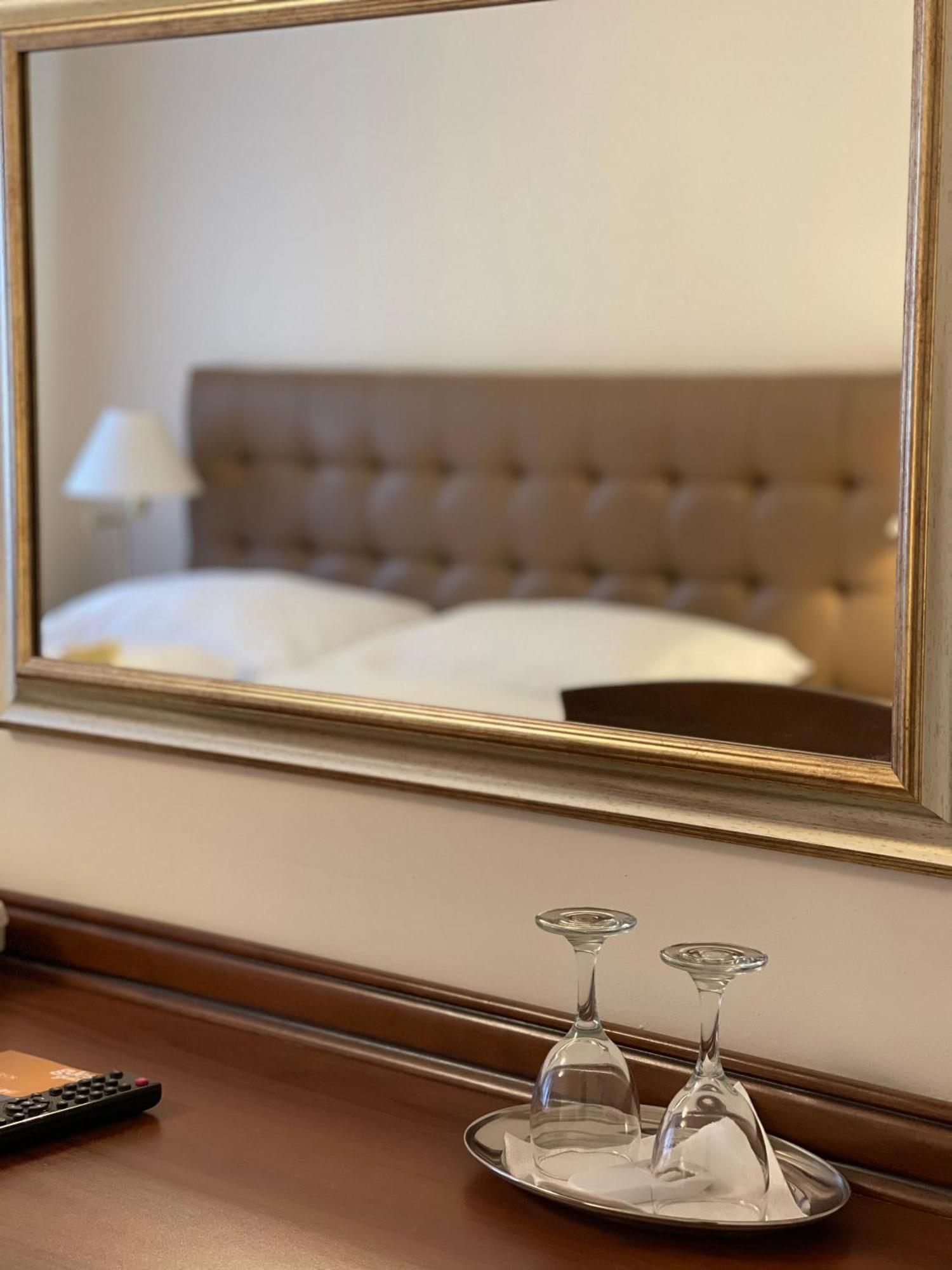 קרלובי וארי Windsor Spa Hotel מראה חיצוני תמונה