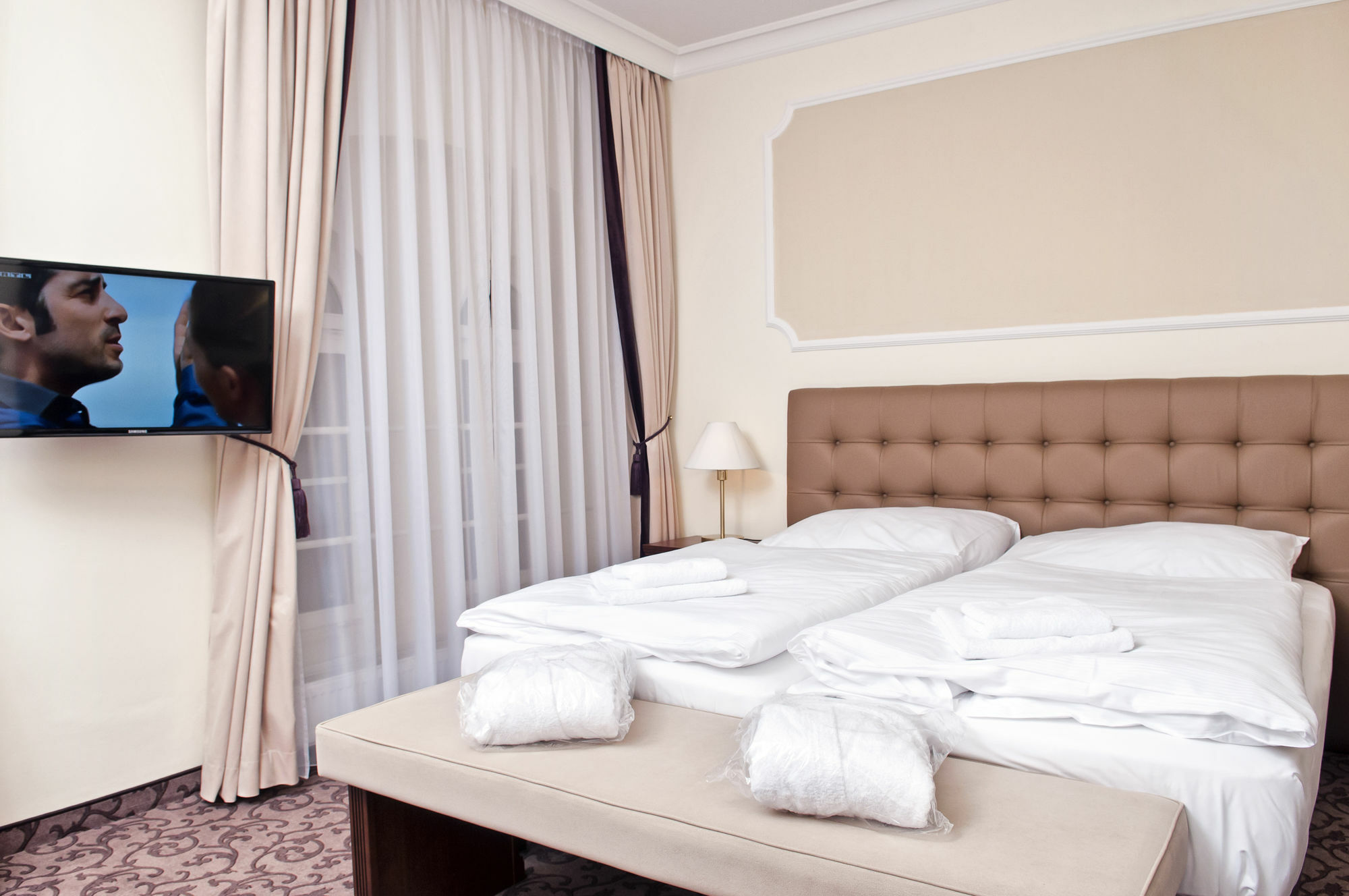 קרלובי וארי Windsor Spa Hotel מראה חיצוני תמונה